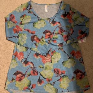 Floral print LuLaRoe Lynnae